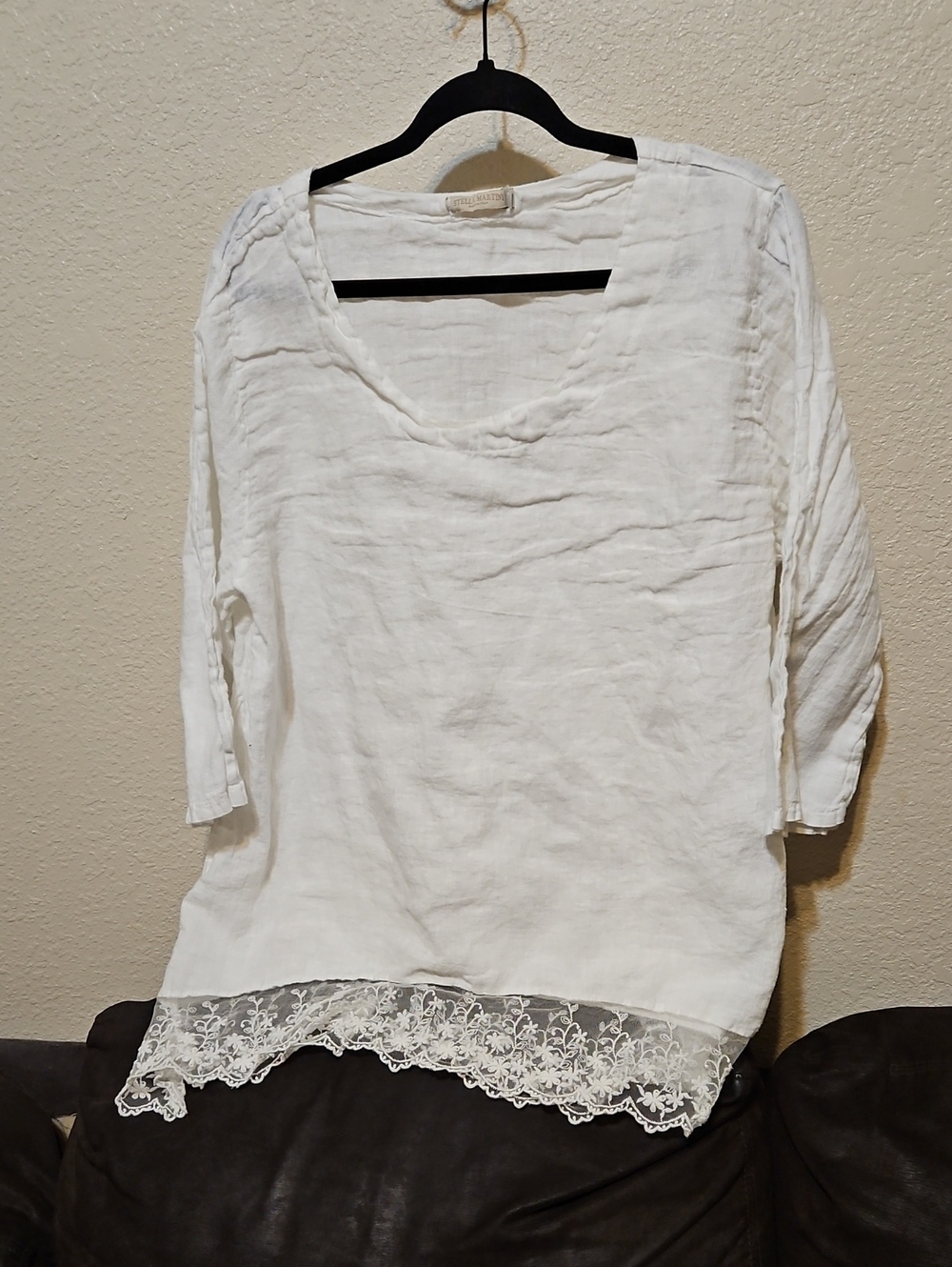 Women's White 100% Linen Lace-Hem Tunic Top